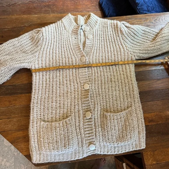 Super Chunky Vintage Cream Cardigan Sweater - Picture 11 of 13